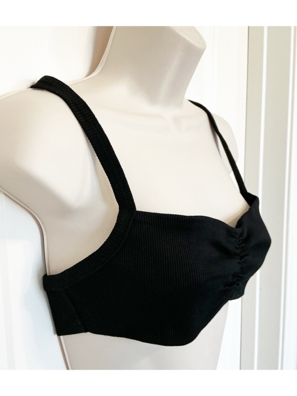 NWT Hey Babe Black Ribbed Crop Top Club Summer Gym Festival Size Medium